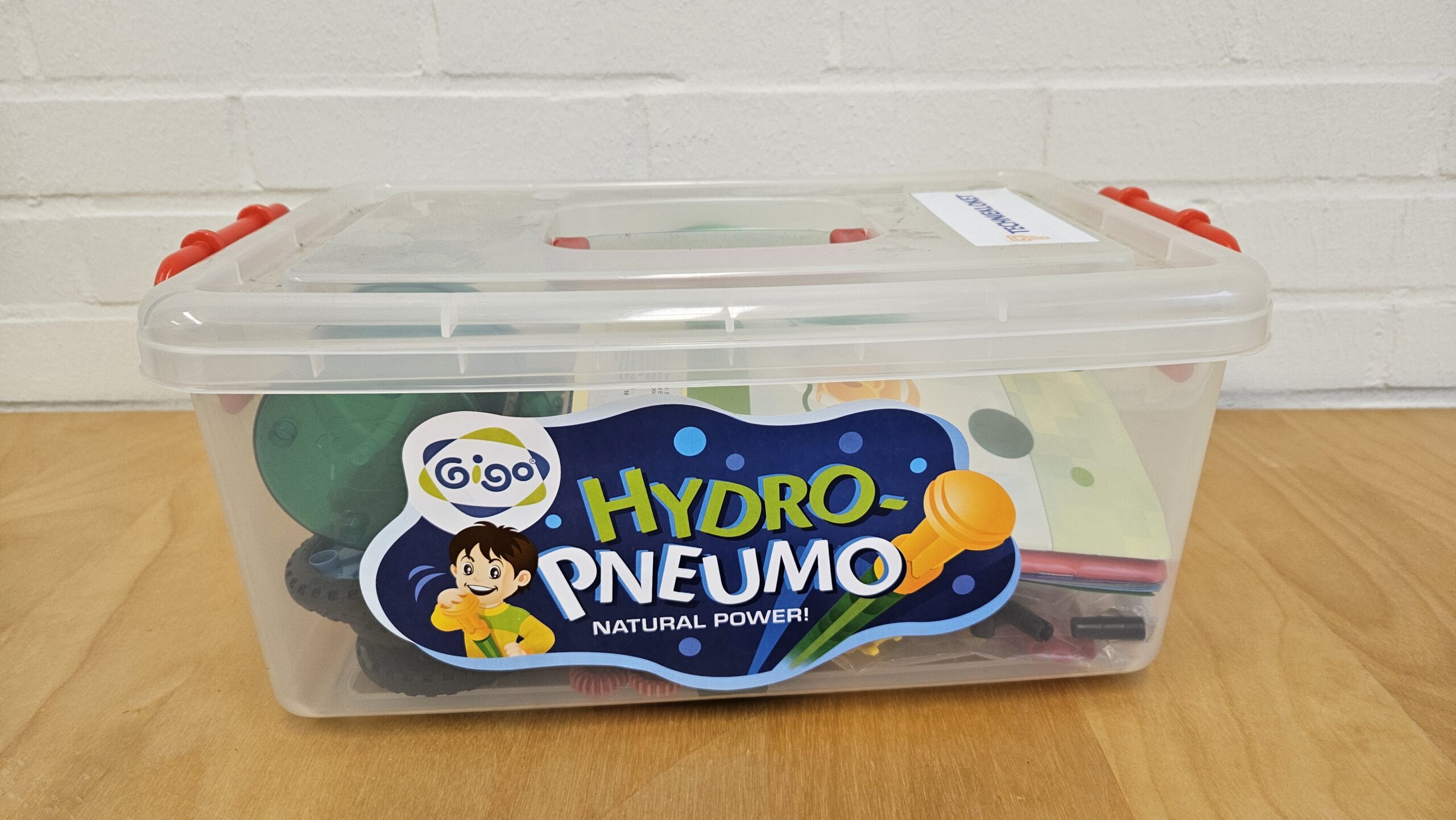 Hydro-pneumo