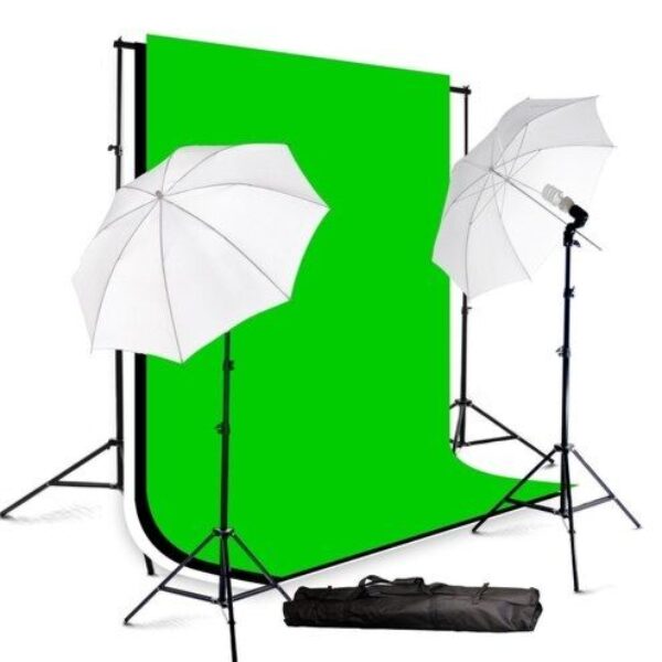 Greenscreen studio met ophangsysteem en lampen